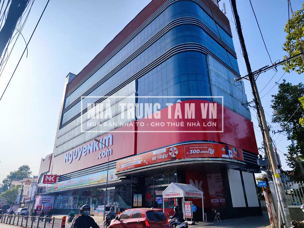 Tòa nhà góc 2 mặt tiền 307 - 309 Võ Văn Ngân Tp Thủ Đức - Ảnh 2