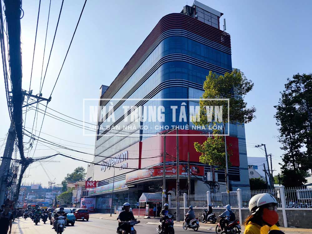 Tòa nhà góc 2 mặt tiền 307 - 309 Võ Văn Ngân Tp Thủ Đức - Ảnh 4